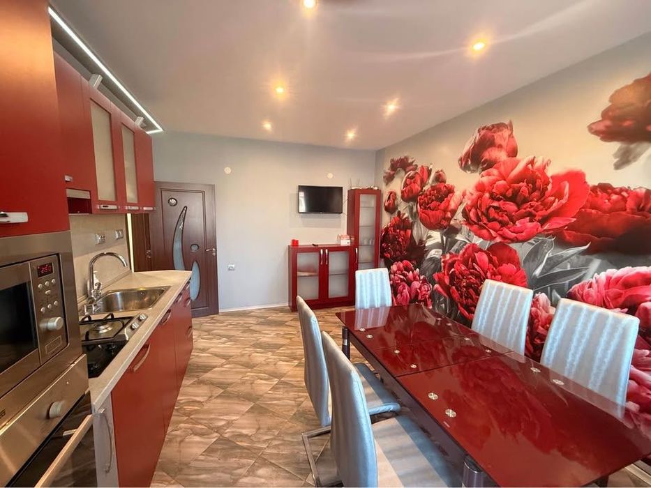 Дава се под наем Тристаен апартамент в София, Мусагеница - 65 кв.м за 149500 € - Снимка #1