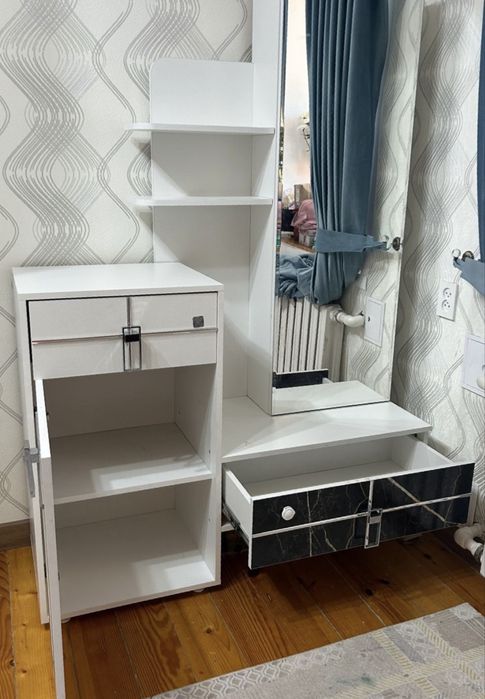 Комод + 2 тумбочка