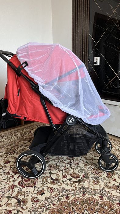 Детская коляска, зима и лето