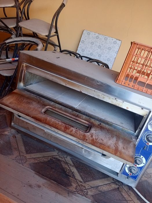 Pimak pitsa aparat sotiladi 1 oy ishlatilgan xolati yangi