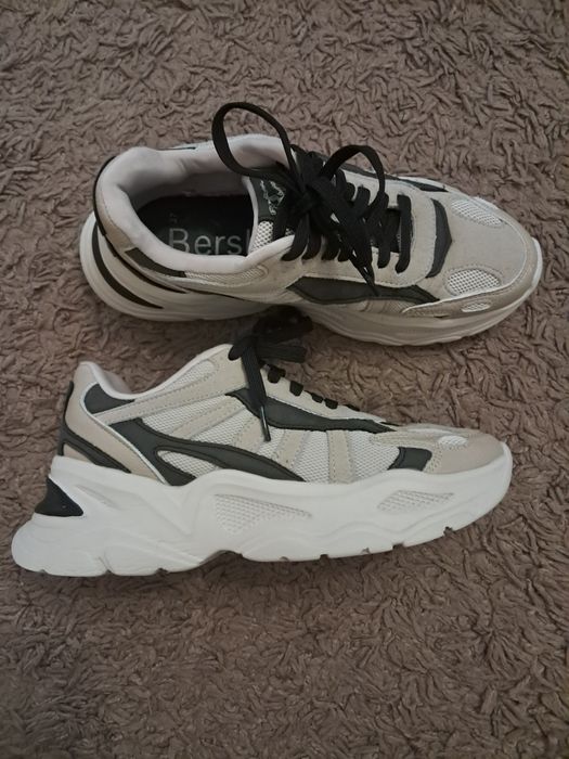 BERSHKA маратонки номер 37