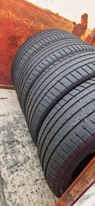 Set 4 Anvelope Michelin  235 50 R20 de vara. Dot 2021