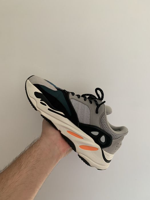 Yeezy 700 Wave Runner 43 1/3 og all LEGIT