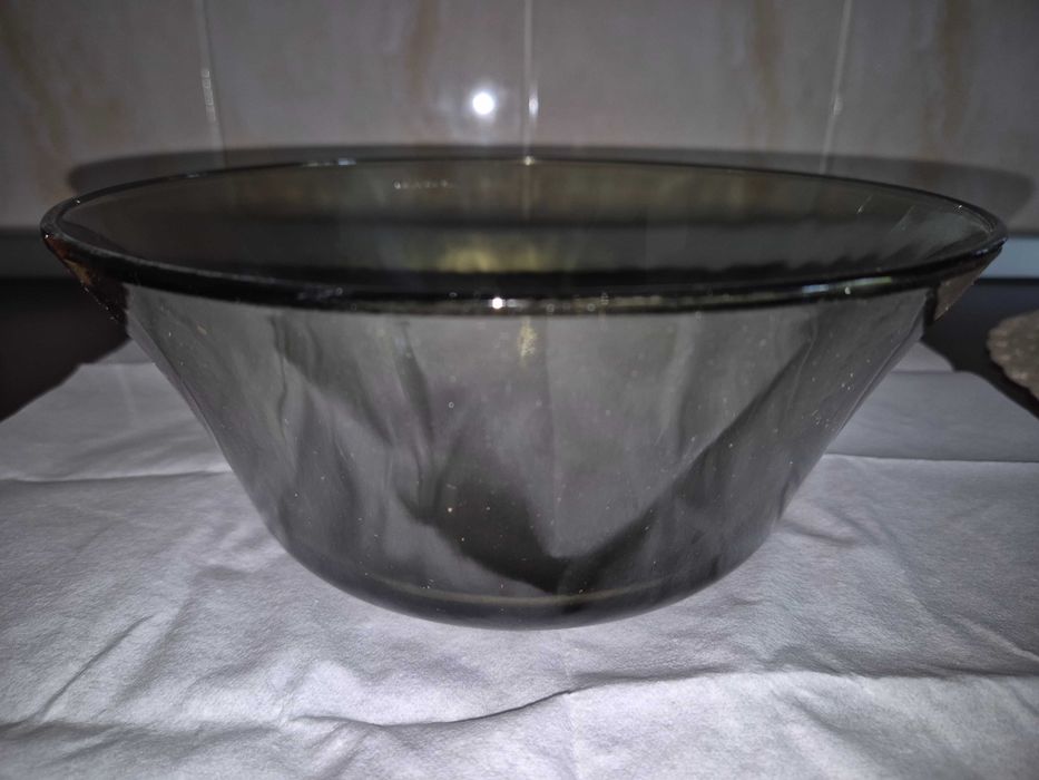 Set veselă 6 persoane, design fumuriu (diferite farfurii mici și mari, boluri, pahare, cești etc.), total: 44 piese - PRODUS NOU, în ambalaj original
