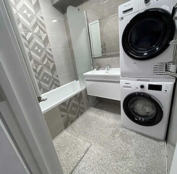 Inchiriez Apartament in Regim Hotelier Non Stop