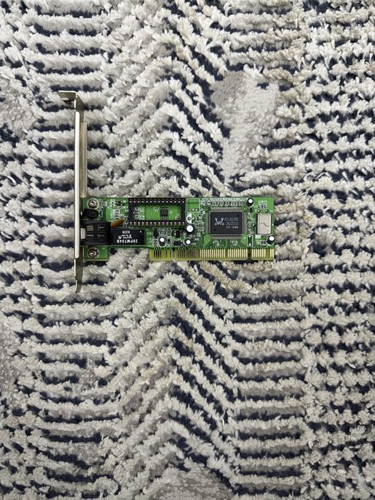 Материнская плата старого компьютера