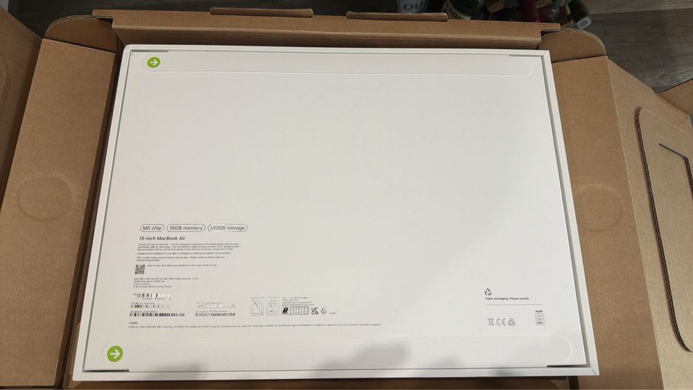 Apple MacBook Air 15'', Apple M5, 10-ядрен CPU