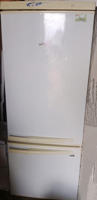 Б/у Холодильник .