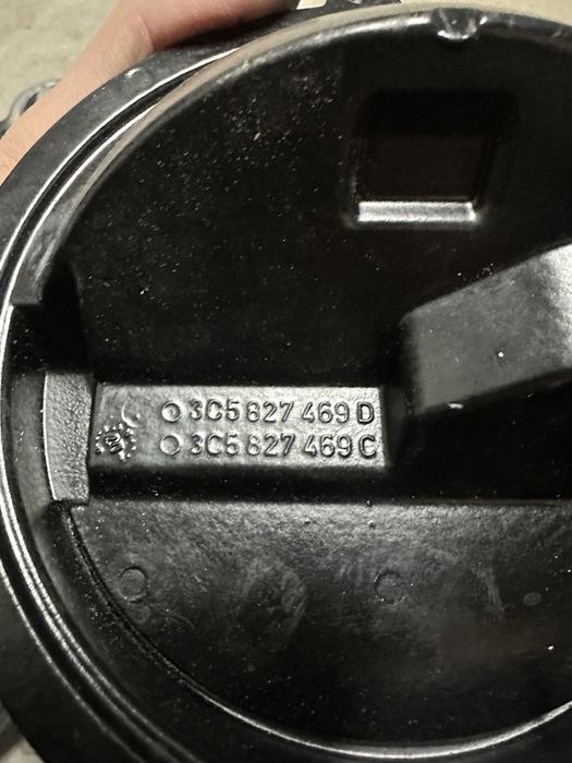 Maner portbagaj VW Passat b6, CC, Golf 5,6,7, Polo 6R, cod 6R6827469D