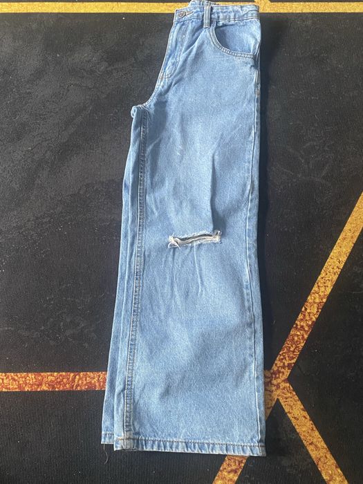 Vand blugi marimea  146