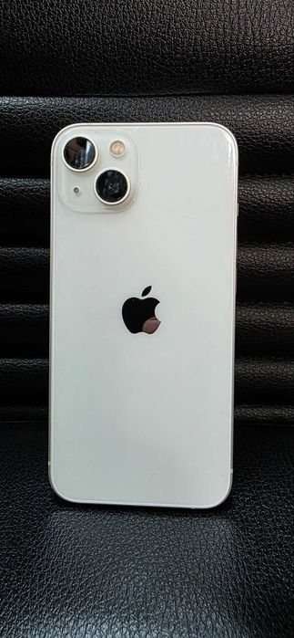 iPhone 13 128gb бял перфектен