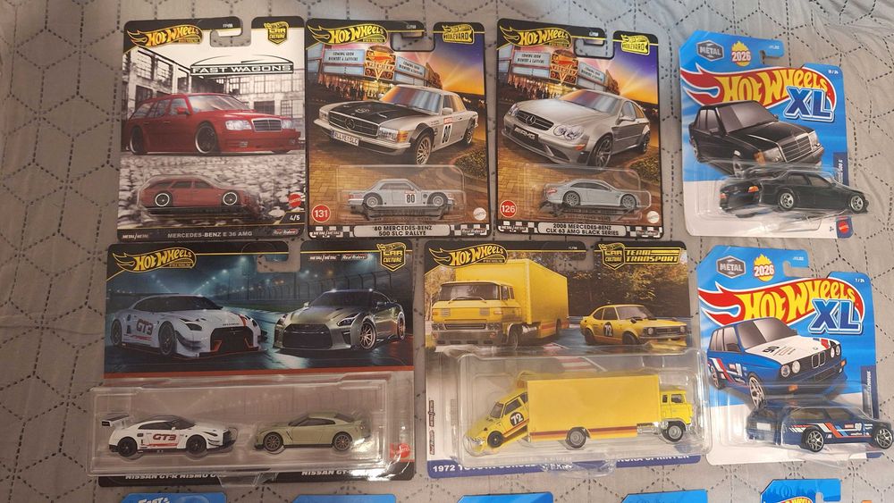 Hot wheels ,matchbox
