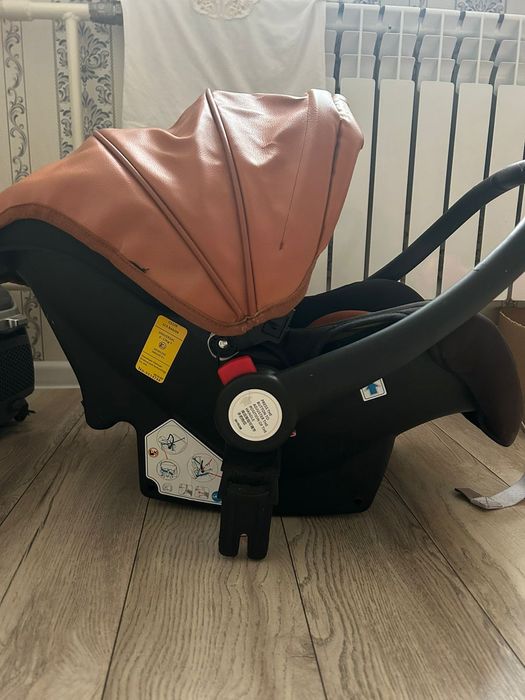 Продам коляску в отличном состоянии