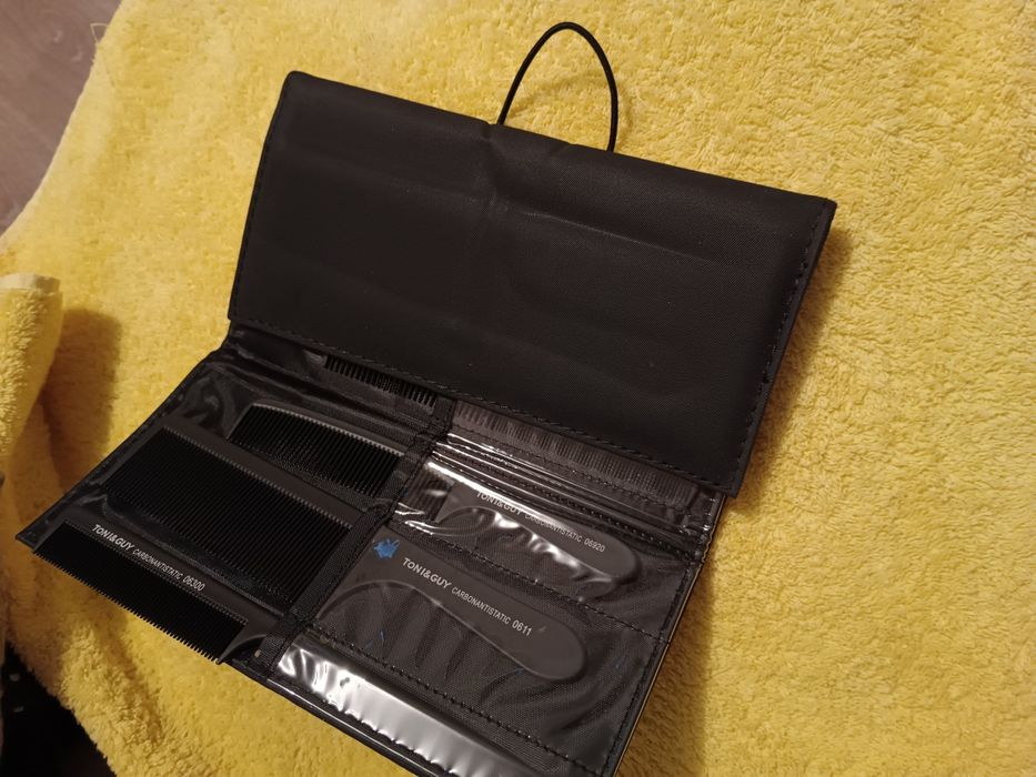 Набор новых расчесок