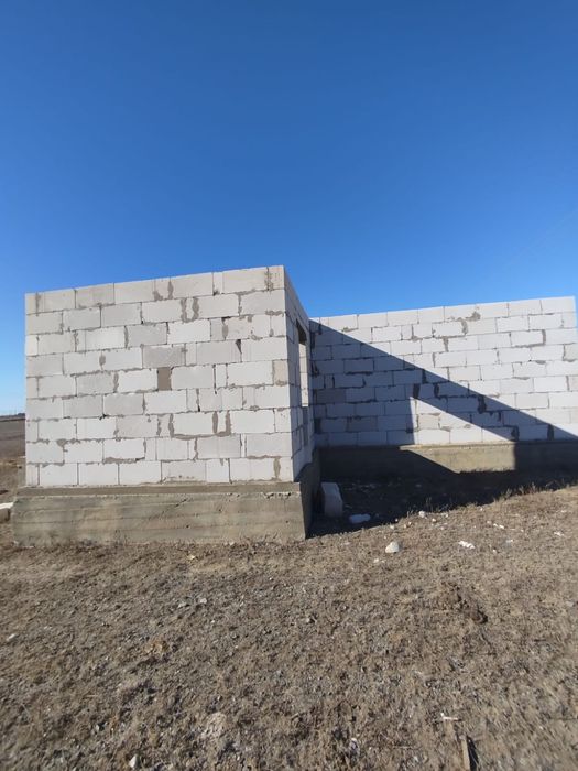 Дом недостроенный