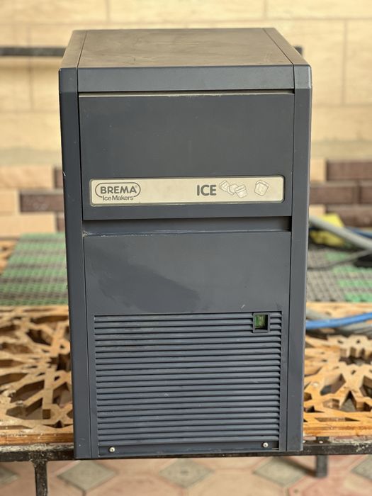 Продам профессиональный льдогенератор BREMA Ice Makers