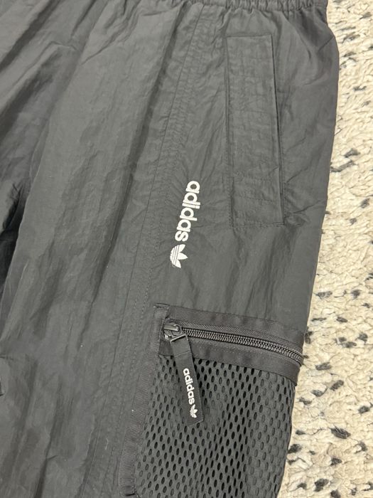 Мъжки карго панталон ADIDAS . Размер S