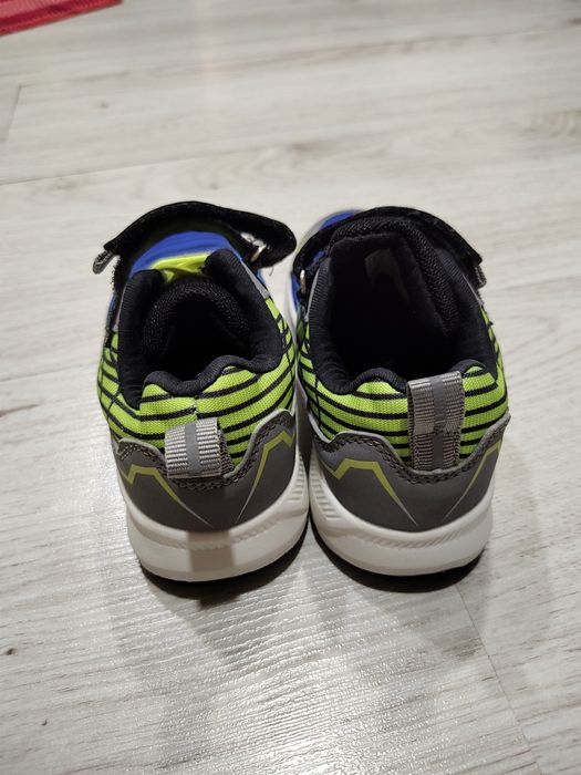 Детски маратонки Lc Walkiki