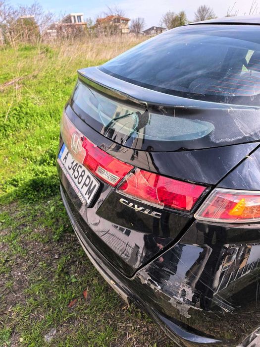 Хонда Сивик 8 генерация (Honda Civic 8 generation) на части 1.8 бензин с газово