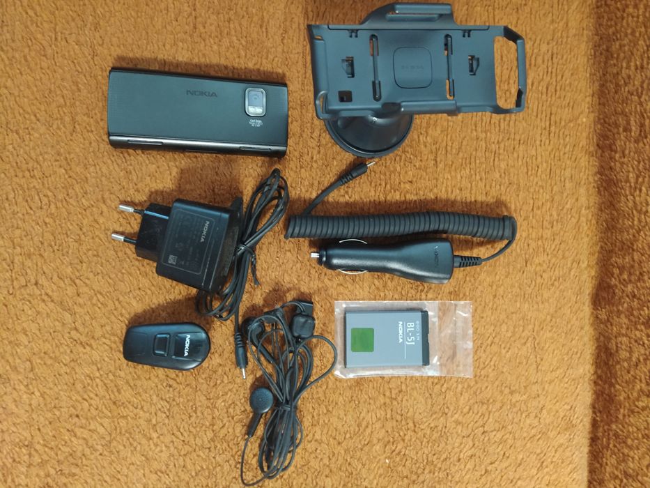 Телефон нокия и аксесоари