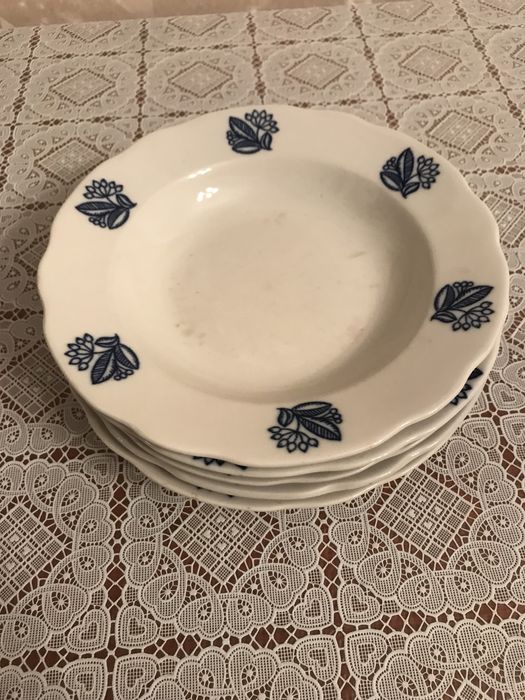 Тарелки суповые б/у