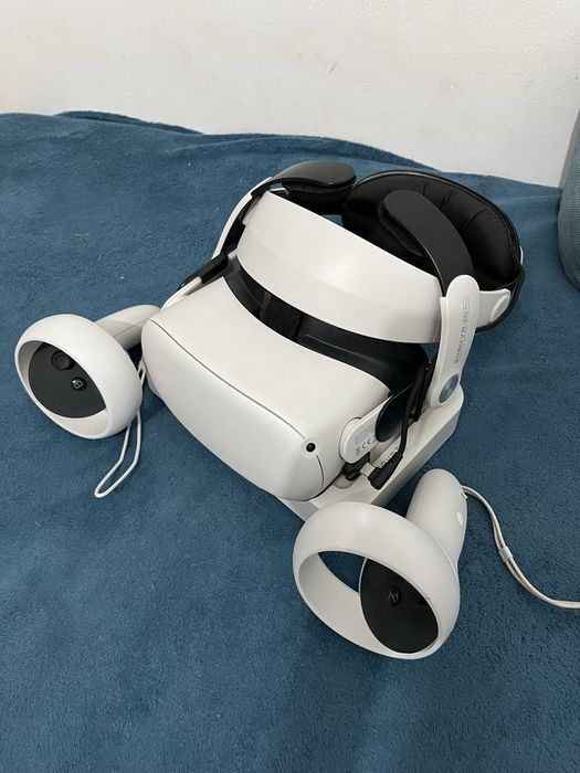 Oculus quest 2 si bobovr M2pro+ D2(pentru incarcare )