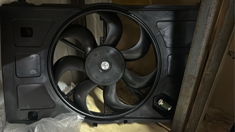 Диффузор (вентилятор ) JAC S3, S5,J7