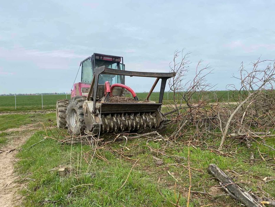 Почистване на терени и ниви от растителност с ГОРСКИ МУЛЧЕР