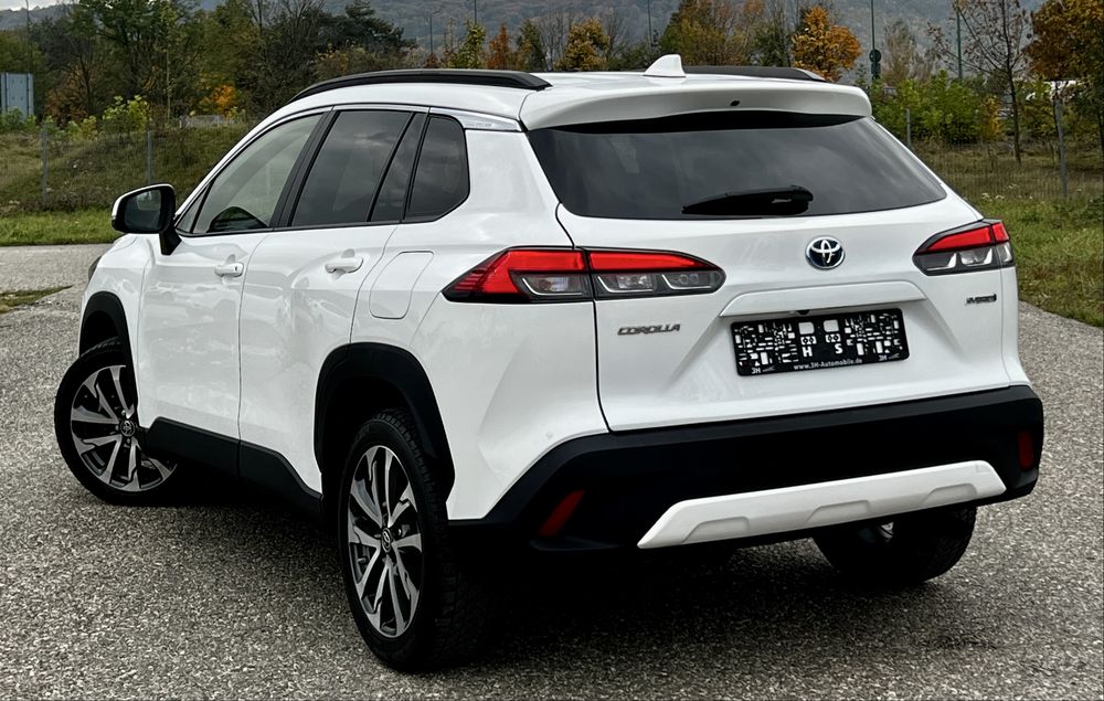 Toyota Corolla Cross An Fab.06/2023 2.0i Hybrid Automat CVT !