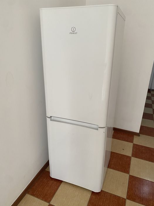 Продам холодильник.