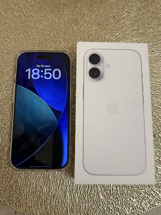 Продам Iphone 17