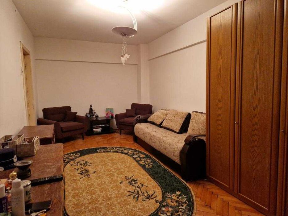 garsoniera de inchiriat craiova