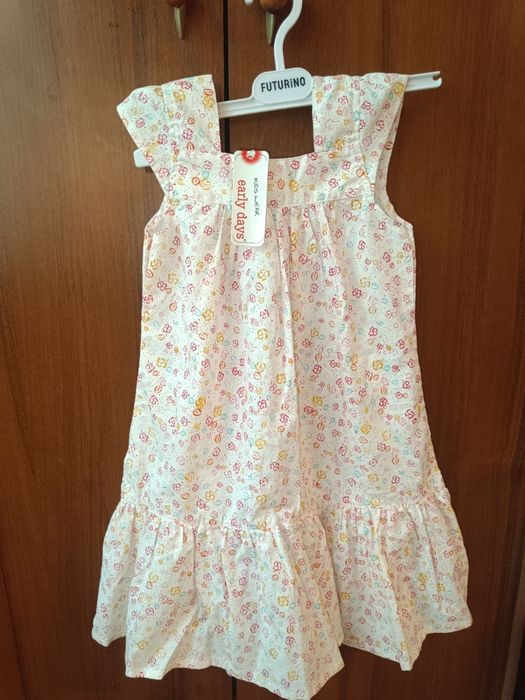 Сарафаны для девочки Gap 5-6 лет