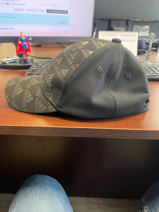 Мъжка шапка Adidas