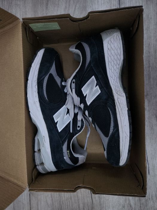 Срочно! Продается Кроссовки New Balance 2002R gore-tex