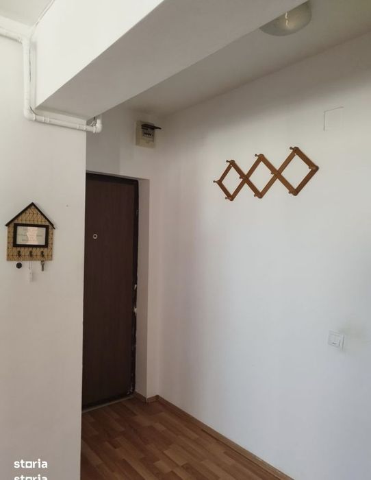 Apartament modern, două balcoane,parcare, living cu bucătărie,dormitor