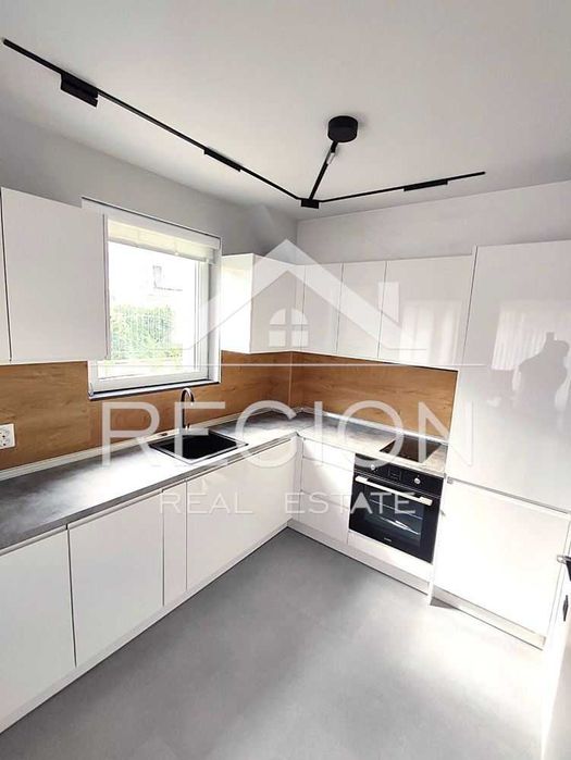 Дава се под наем Двустаен апартамент в к.к. Св.Св. Константин и Елена - 68 кв.м за 850 € - Снимка #9