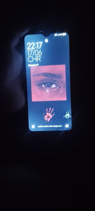 Redmi note 8 pro 6+6 /64 xolati idial aybi sin sir singan ekranda dogʻ