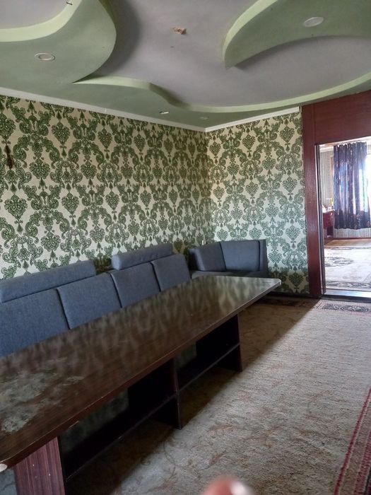 Юнусобод-19 да, Сайрам чорраҳаси (Сампи) ёнида янги таъмирланган