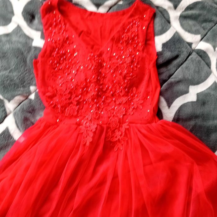 Официална Рокля.