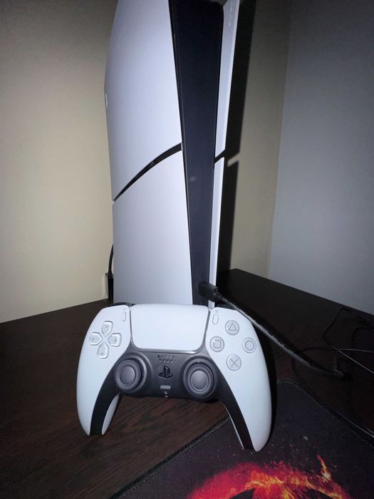 Playstation 5 slim Digital edition 825gb