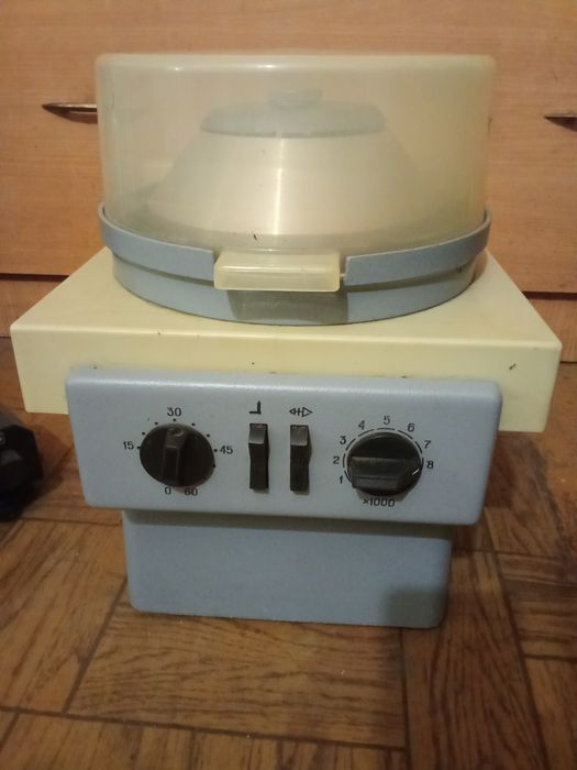 Центрафуга бывшая в употреблении