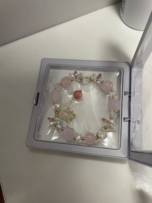 Гривни естествен камък