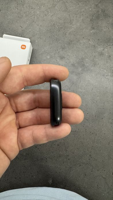 Smart Band 10 – Nouă cu ecran AMOLED