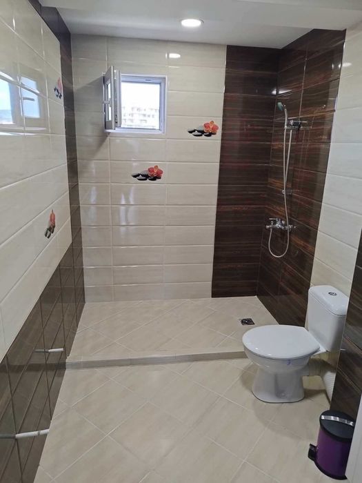 Обширен 100 кв.м. двустаен апартамент под наем в "Сухата река"