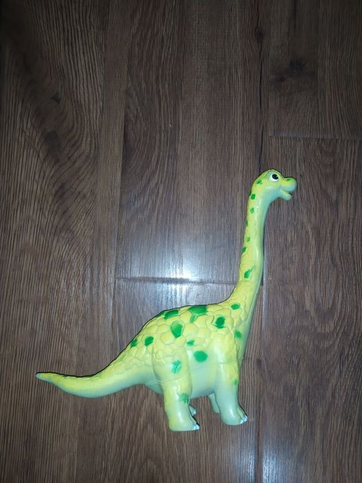 Динозавр высота 25 см