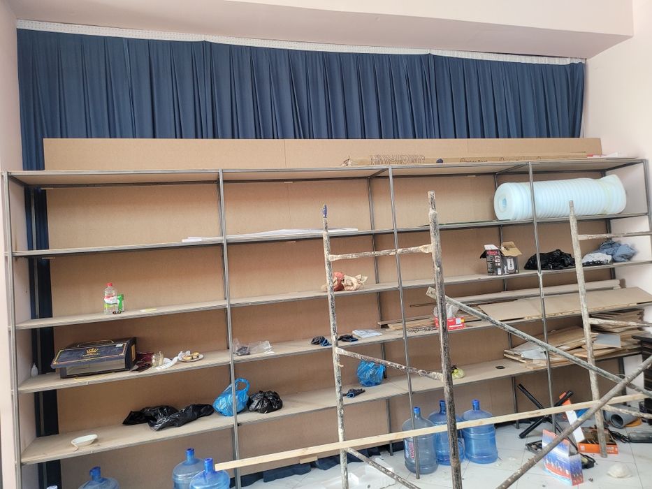 Продаются стеллажи