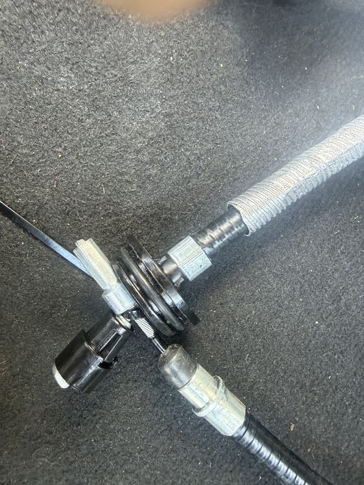 Cablu frana  renault megan