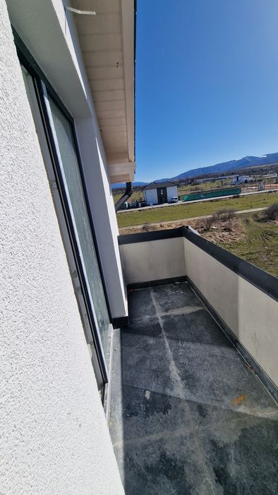 Comision 0! Apartament 2 camere decomandat la alb, Calea Cisnadiei.