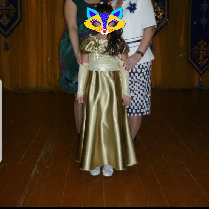 Продам  нарядные платья для праздников